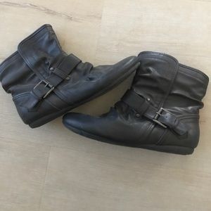 Report Brown Ankle Boot size7.5-8